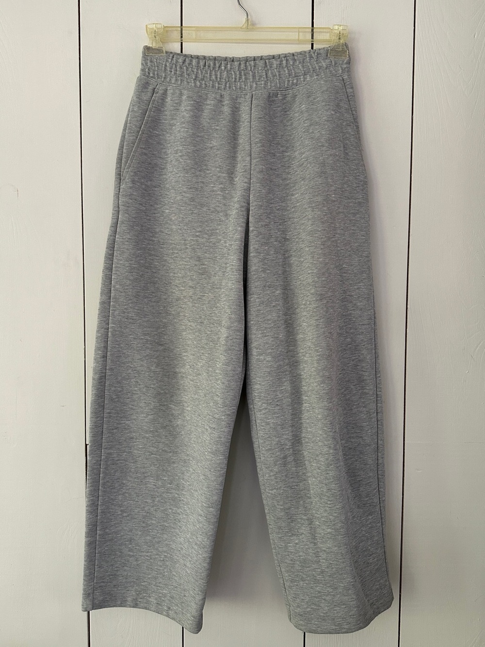 Uniqlo C Wide Leg Sweatpants Small Gray Barrel